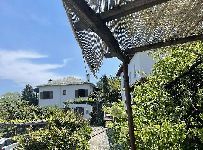 Archontiko Iatridis Gasthof Mourésion