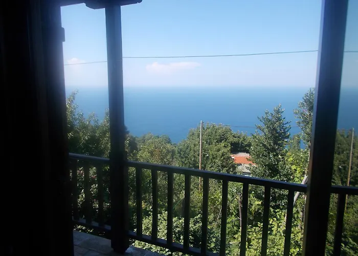 Archontiko Iatridis 3* Mourésion