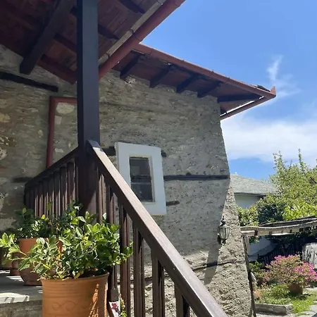 Archontiko Iatridis Affittacamere