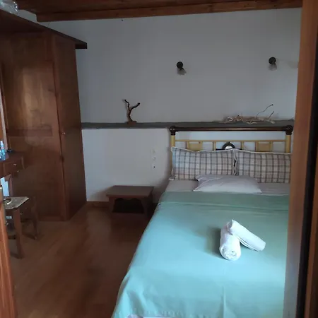 Archontiko Iatridis Pensjonat Mourésion