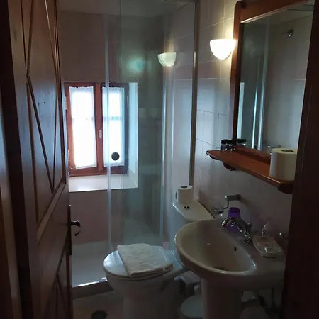 Pensjonat Archontiko Iatridis Mourésion