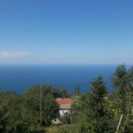 Pensjonat Archontiko Iatridis Mourésion